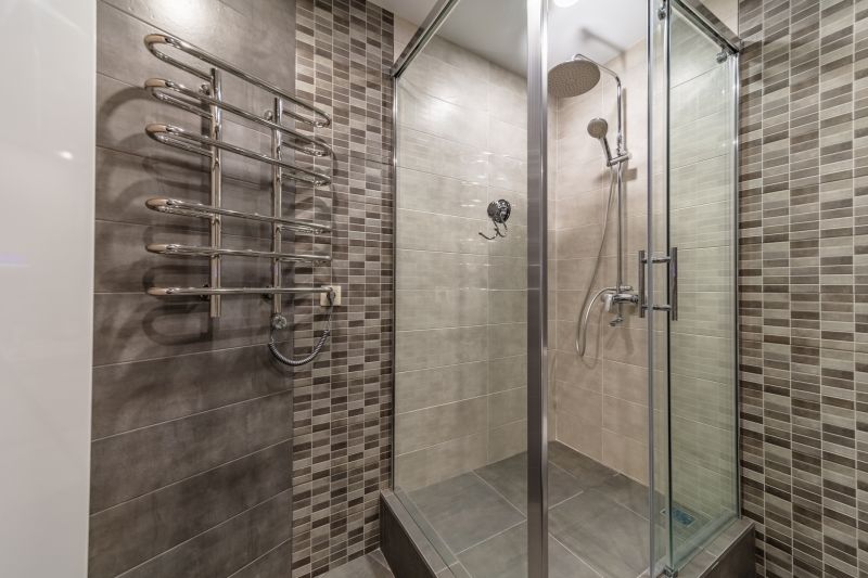 Seamless Glass Shower